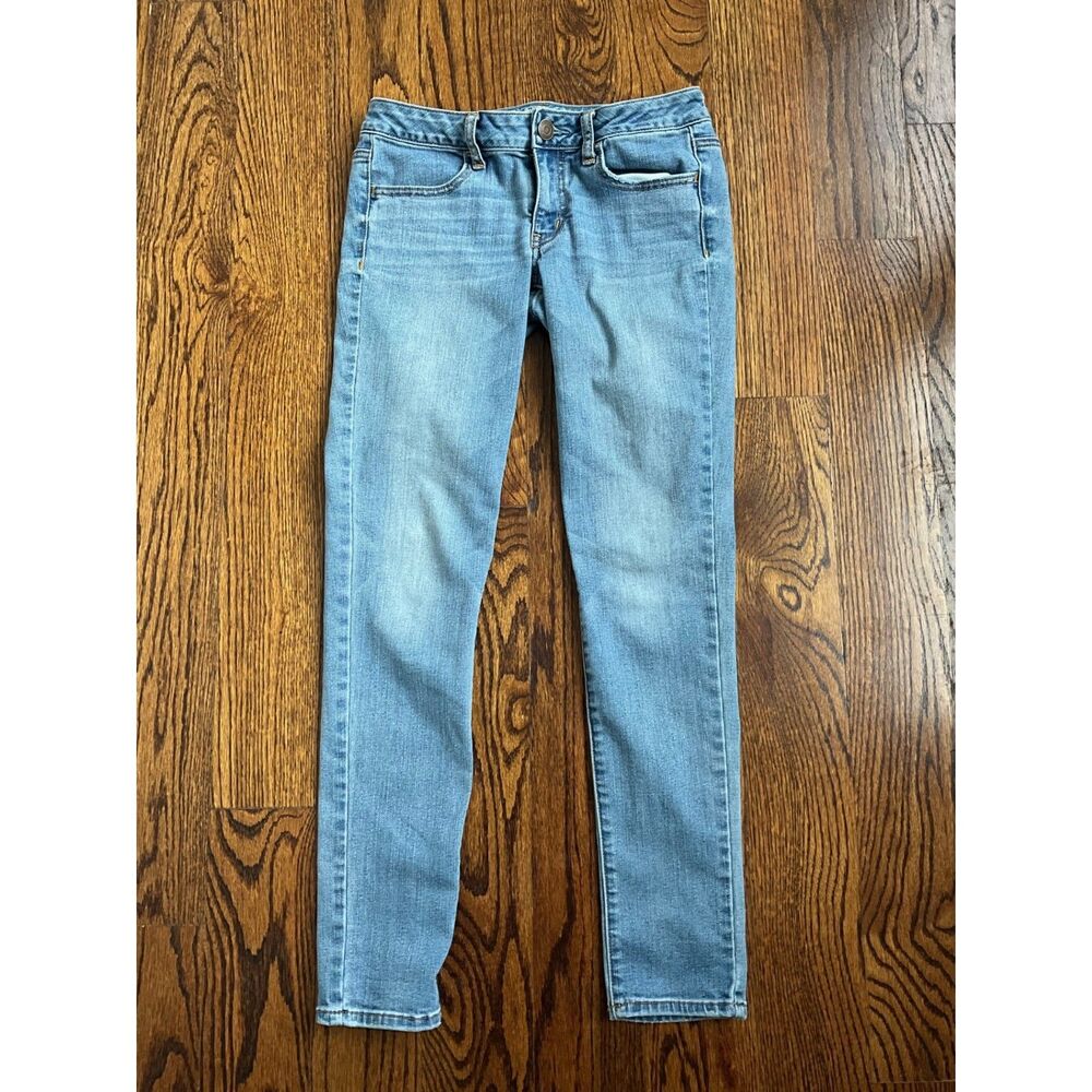 American Eagle Super Stretch Jegging - Size 6 - Style# 7599